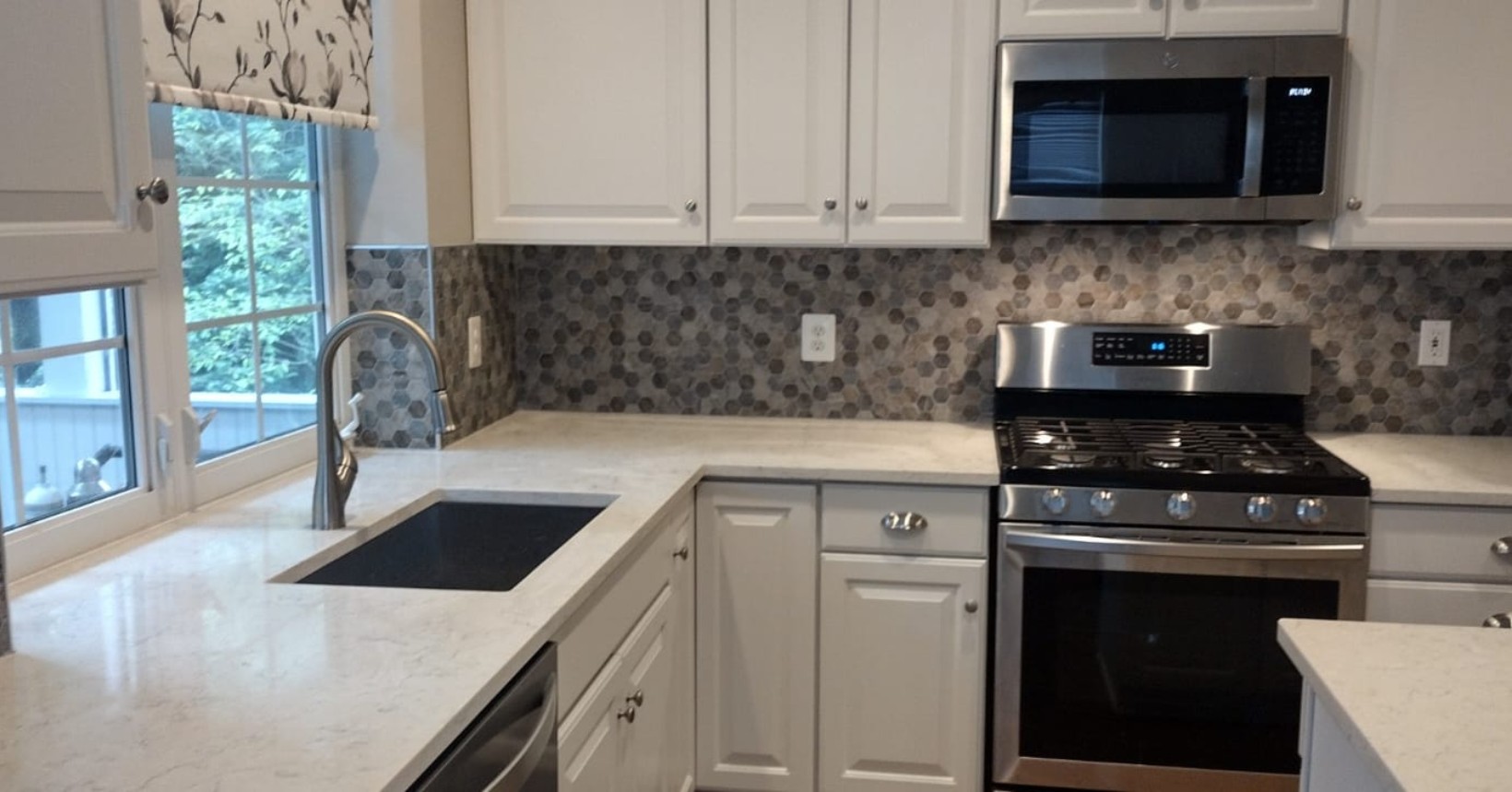 kitchen granite countertop installers and contractors